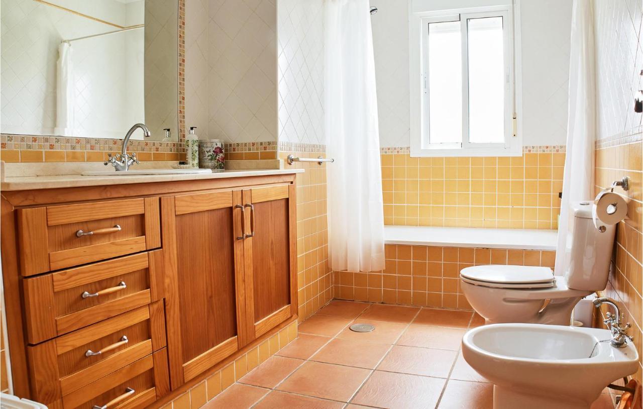 4 Bedroom Beautiful In *